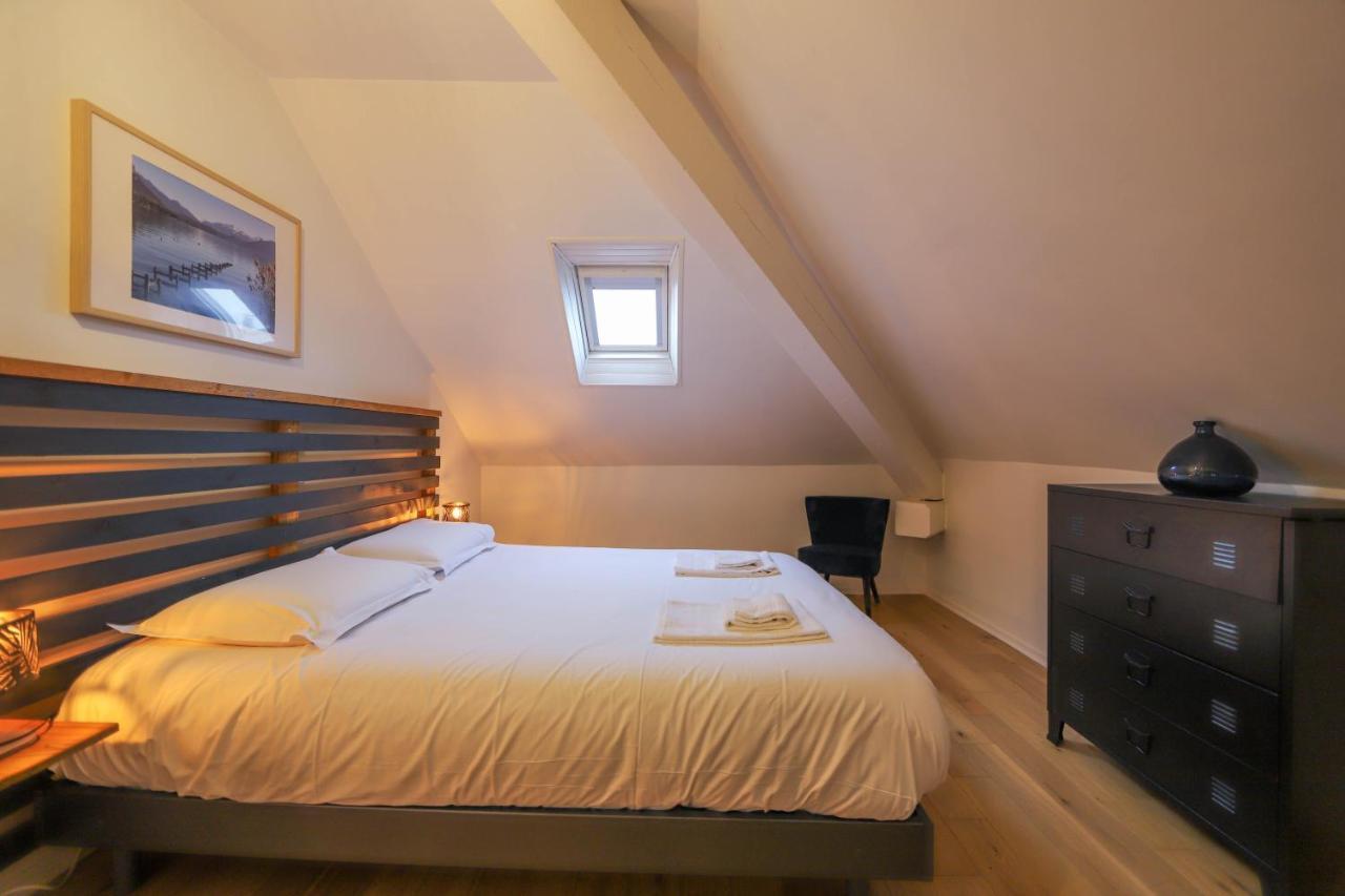 Le Factory Duplex En Vieille Ville Cote Lac Annecy Luaran gambar