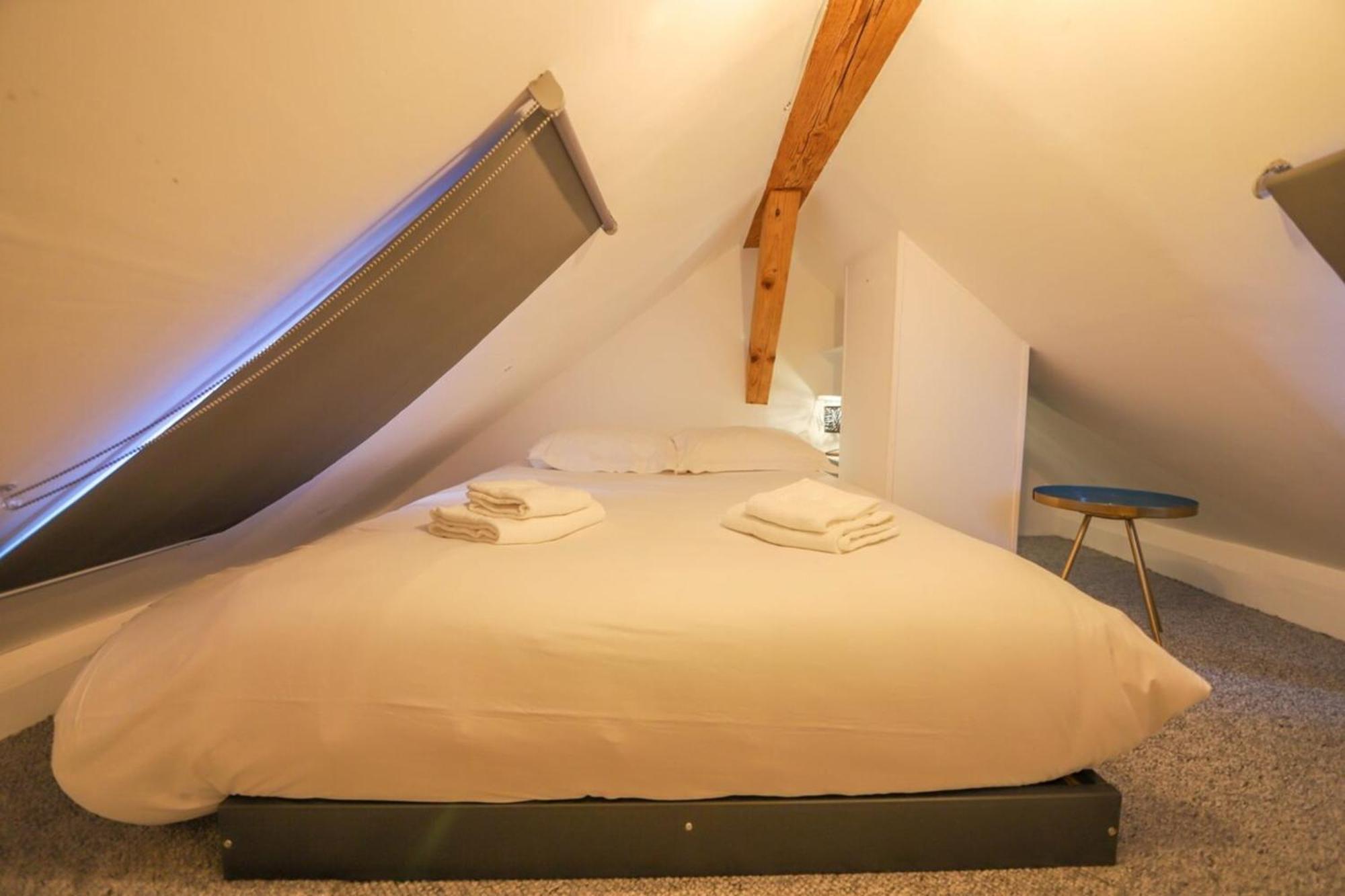 Le Factory Duplex En Vieille Ville Cote Lac Annecy Luaran gambar