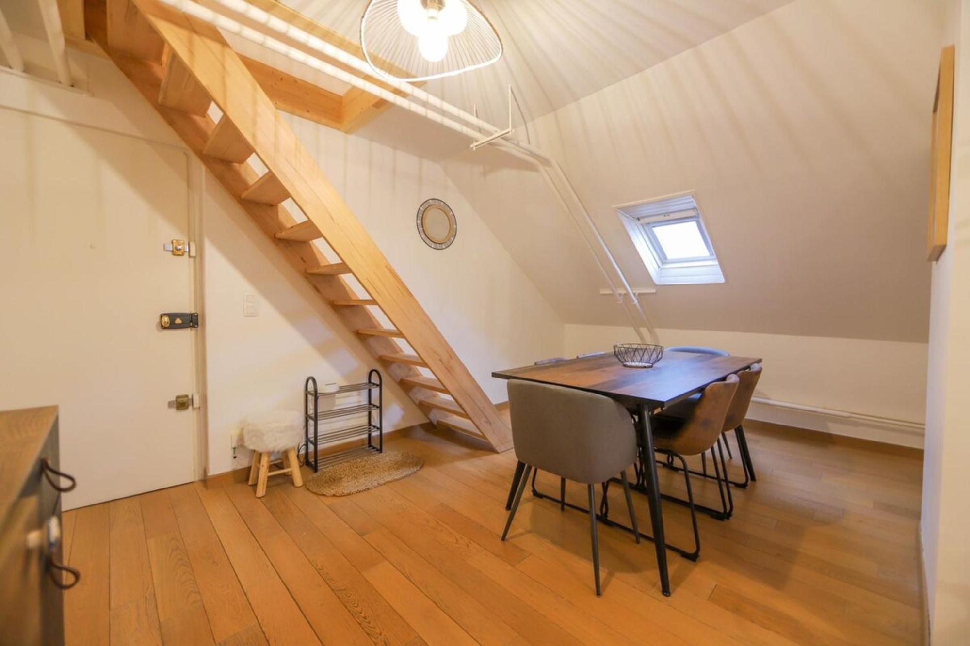 Le Factory Duplex En Vieille Ville Cote Lac Annecy Luaran gambar