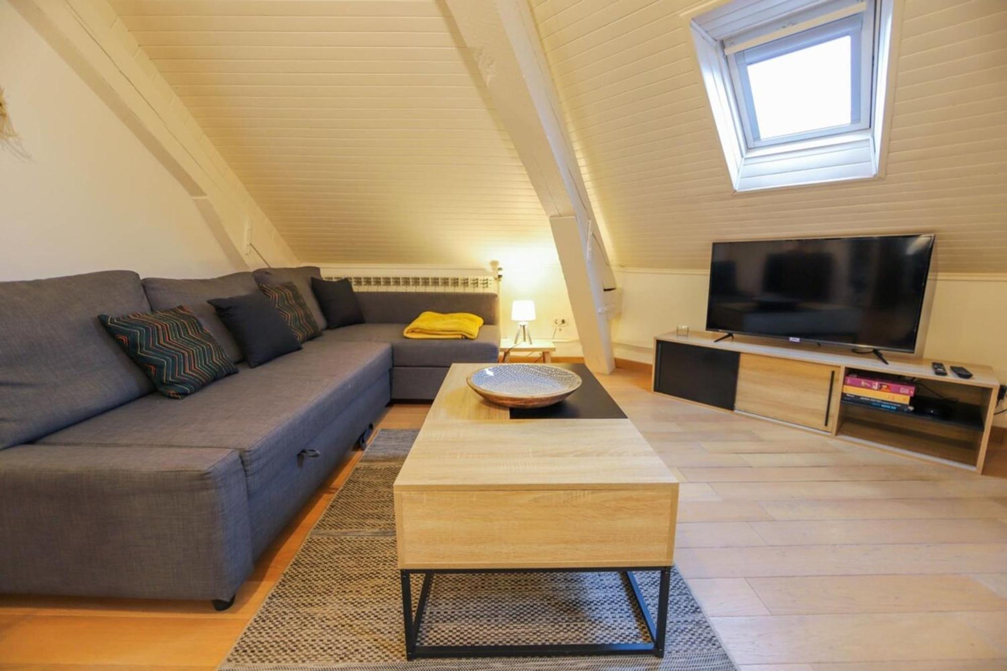 Le Factory Duplex En Vieille Ville Cote Lac Annecy Luaran gambar